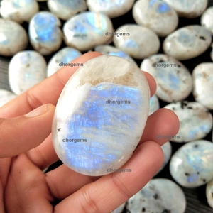 Colgante de péndulo arcoíris de piedra lunar blanca natural, piedra tallada de Palma de Chakra y torre de caída, cristal curativo granate de diosa - Product Image 1