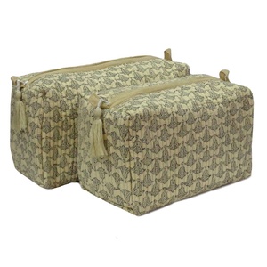 Nouveauté, fabricant indien, boutiques d'usine, trousse de toilette de voyage en coton pur imprimé à la main, en vente au prix de gros - Product Image 1
