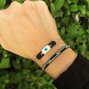 สร้อยข้อมือมิยูกิสีดำงานแฮนด์เมด - Product Image 1