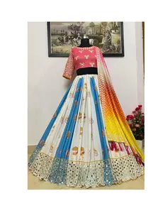 Zware Exclusieve Indian Designer Lahenga Choli Met Blouse Feestkleding Dames Vrouwen Dragen Zware Borduurwerk Designer Lehenga Stuk