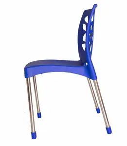 Silla de plástico con reposabrazos para el hogar, silla de oficina con respaldo, personalizada, tienda de café, ocio, moderna, proveedor vietnamita, 1000