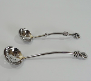 ชุดช้อนส้อมสแตนเลสสแตนเลสร้อนและช้อนหวานตกแต่งอินเดียทำด้วยมือชุดเครื่องใช้บนโต๊ะอาหารทำจากเหล็กเคลือบเงา/นิกเกิล - Product Image 5