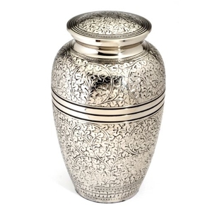 Urna Funeraria de Latón con Grabado Floral y Acabado Plateado, Estilo Americano, Duradera, para Cenizas de Adultos - Product Image 1