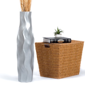 Florero de decoración del hogar de color plateado Florero de metal en florero de aluminio Mejor precio Venta caliente Maceta - Product Image 1
