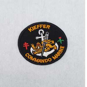 Écusson brodé 100% polyester personnalisé avec logo, patch de marque, à transférer sur le fer - Product Image 4