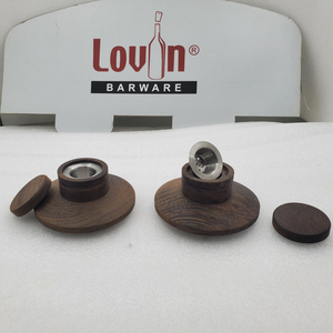 Bouchon de fumoir à cocktails en bois avec tamis en acier inoxydable, accessoire de bar minimaliste réutilisable - Product Image 5
