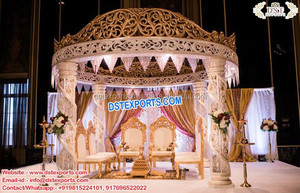 Boda Arte de madera Triple Pilar Mandap Hermosa Boda de madera Mandap Configuración Diseñador Boda Arte de madera Mandap EE. UU. - Product Image 4