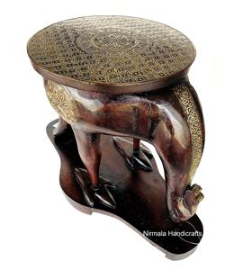 Taburete Elevador de Madera Hecho a Mano con Escultura de Pavo Real Meenakari - Decoración para Hogar/Oficina/Mesa/Jardín, Regalo para Ocasiones Especiales, Hecho en Rajastán - Product Image 1