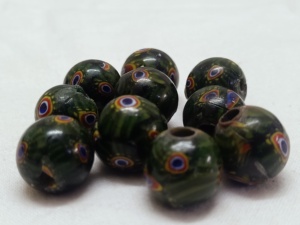 Cuentas de vidrio de comercio africano, en colores verde oscuro con patrones étnicos, adecuadas para Tiendas de Cuentas y fabricantes de joyas en tamaño de 10 mm - Product Image 6