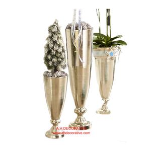Florero de aluminio niquelado de lujo para mesa, florero de Metal de lujo disponible al precio más bajo - Product Image 2