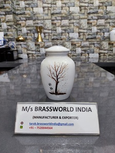 Urne funéraire en aluminium peinte à la main en forme de cœur avec patte unique Fournitures funéraires - Product Image 6