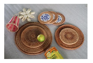 En Rotin artisanat Napperons Et Thé Café Verres Set Et En Osier Floral Plaque Chargeur Napperon Ensembles 99 Or Données - Product Image 6