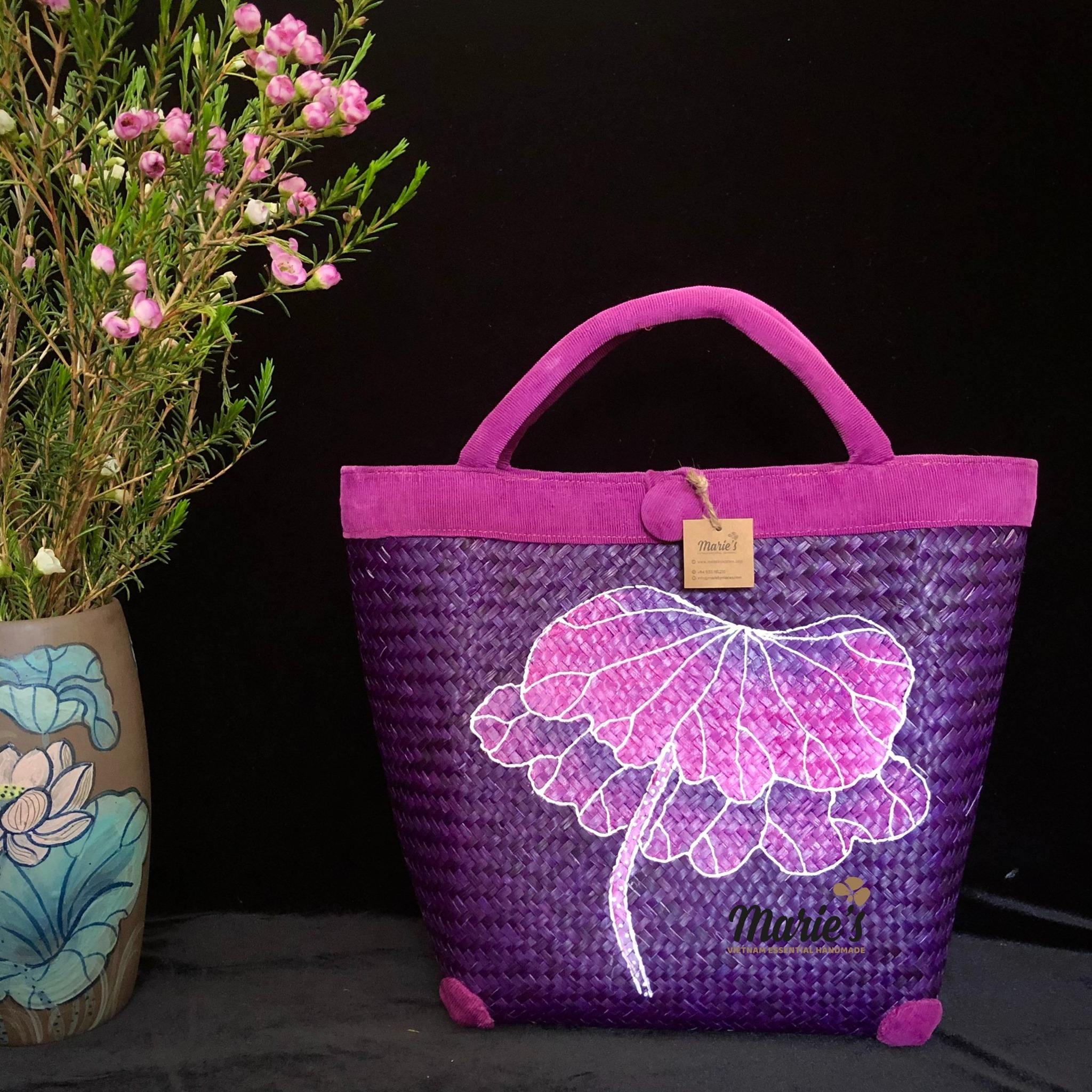 Purple and drawing lotus leaf motif