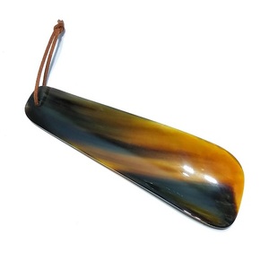 Cuerno de zapato de búfalo real con mango largo Calidad de exportación de cuernos de zapato Premium - Product Image 1