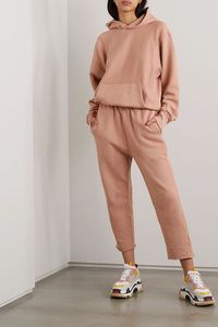High Quality Winter Brand Design Unisex Men and Women Slim fitted Tracksuit Custom Sweatsuit Tracksuits - Product Image 5