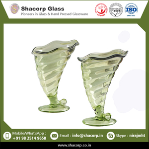 Nouveau vase en verre décoratif de jardin extérieur à vendre - Product Image 4