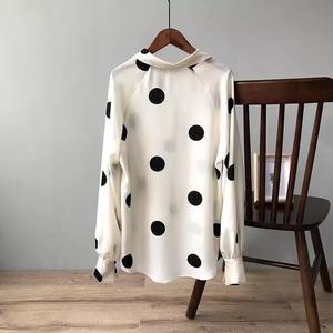 Robes Décontractées Imprimées à Pois pour Femme Parfaites pour Toutes Saisons Légères et Confortables à Porter au Quotidien Prix de Gros Manches Longues Élégantes - Product Image 4