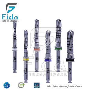 Kit de taladro para implante dental Fresas dentales OEM Fresas para osteotomía Recubierto negro con irrigación a la venta - Product Image 1