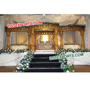 Ensemble de mandap en or pour mariage indien du sud, piliers dorés en fibre, mandap pour vivah, décoration de mandap de mariage indien de designer, Chicago - Product Image 1