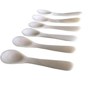 Vaisselle haut de gamme en gros du Vietnam Cuillères exquises à caviar en nacre pour la maison et le restaurant - Product Image 1