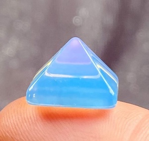 Pyramide en cristal d'opale polie, petite pierre de guérison, pierre précieuse naturelle, pierre de pyramide, pierre précieuse en agate, pyramide en agate - Product Image 4