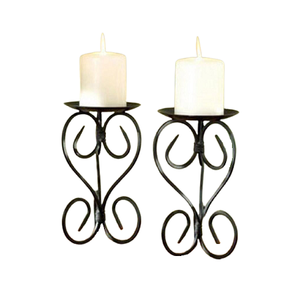 Ensemble de deux bougeoirs en aluminium doré poli, taille et forme personnalisées, bougeoirs décoratifs pour mariage et fêtes - Product Image 4
