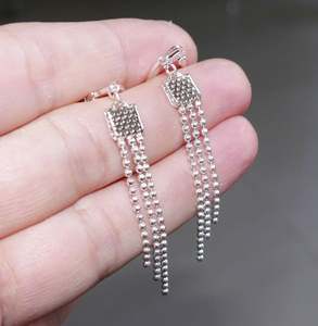 Pendientes de cuentasHechos a mano, felicidad - Product Image 1