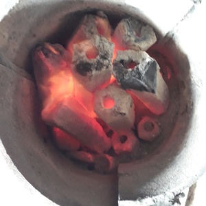 Low Ash Content Hard Wood Charcoal for BBQ Briquettes Sawdust Based 4-5 Hours Burning Time 4.5cm Diameter Mixed Sizes in Bulk - Product Image 6