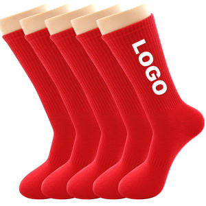 Top qualité prix raisonnable broderie 100% polyester 2024 meilleure vente conception populaire chaussettes hommes femmes concevoir votre propre logo - Product Image 1