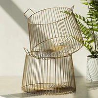 Paniers en métal multifonctionnels modernes avec finition laiton pour le rangement des vêtements et des jouets dans la chambre, la cuisine, la salle de bain et le salon