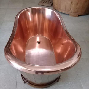 Bañera de cobre martillado con bañera de madera de teca Bali - Product Image 4