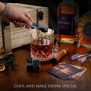 Whisky Stones Set <span class=keywords><strong>per</strong></span> uomo marito papà fidanzato <span class=keywords><strong>lui</strong></span> <span class=keywords><strong>per</strong></span> compleanno <span class=keywords><strong>anniversario</strong></span> di matrimonio san valentino bere <span class=keywords><strong>regali</strong></span> <span class=keywords><strong>regali</strong></span> fantastici - Product Image 4