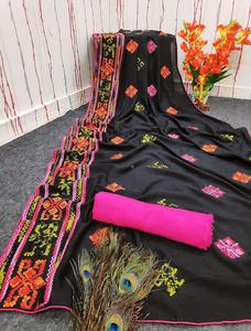 Vichitra soie Saree avec chemisier pièce femmes indiennes porter un usage décontracté Sari pas cher bas prix fabrication en gros Surat Alphanumero - Product Image 5