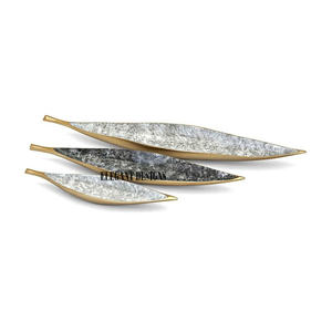 Plateau de service classique fait à la main en métal doré Designer Leaf Plat de service fantaisie traditionnel - Product Image 6