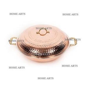 จานอุ่นอาหารทำจากทองแดงแบบทุบสำหรับเสิร์ฟพร้อมที่จับดีไซน์เนอร์ - Product Image 1