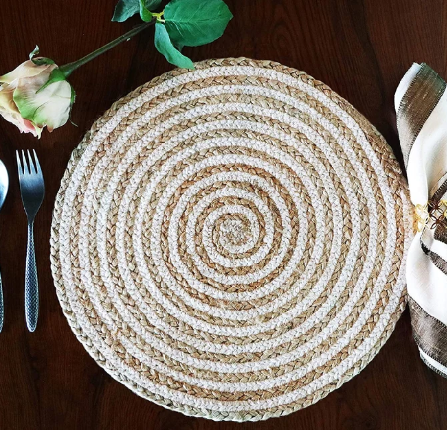 เหลืองอ่อน