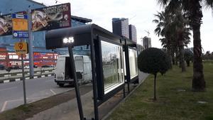 Refugio de parada de autobús de aluminio de nuevo diseño de alta calidad con forma de rectángulo de caja de luz MUPI para publicidad al aire libre - Product Image 4