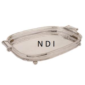 Bandeja de Servicio con Acabado Plateado, Estilo Lujoso, Forma Ovalada Decorativa para Servir Aperitivos o Cena, con Borde Decorativo - Product Image 2