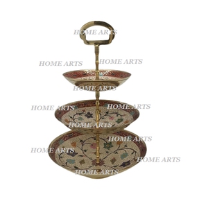 Support de gâteau en laiton à 3 niveaux de qualité supérieure Design tendance Support de gâteau de pâtisserie de forme ronde pour les meilleures ventes - Product Image 6