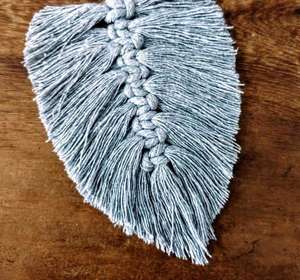 Feuille de macramé Boho faite à la main pour la meilleure décoration de la maison - Product Image 2