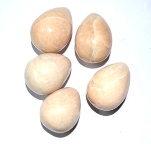 With Good Quality of Cream Moon Stone <b>Eggs</b> : Cream Moon Stone <b>Eggs</b> for Sale - Product Image 1