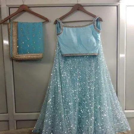 भारी सेक्सी lehenga चोली दुपट्टा ब्लाउज कढ़ाई काम पत्थर मोती काम दुल्हन lahnga lehenga चोली थोक मूल्य