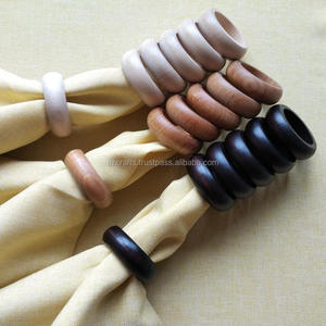 Anneaux de serviette en bois de qualité supérieure pour la caractéristique stockée décorative de partie - Product Image 1