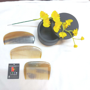 <b>HOT</b> ITEM OF HORN <b>COMB</b> - 100% made from natural buffalo <b>comb</b> horn supplied by big supplier of horn hair <b>comb</b> - Product Image 1