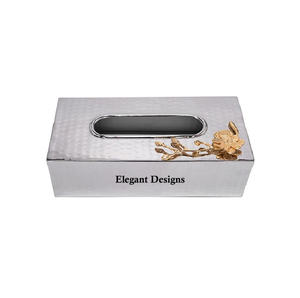 Caja de pañuelos con cuentas de cristal rectangular hecha a mano de calidad Superior diseñador atractivo soporte de pañuelos de Metal chapado en oro colgante - Product Image 5