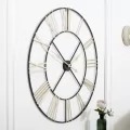 Grande horloge murale en métal noir et argenté pour la décoration murale, exportateur en gros - Product Image 4