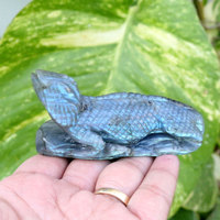 Figurine en pierres précieuses semi-précieuses, Labradorite naturelle de haute qualité, caméléon, sculpture au feu bleu