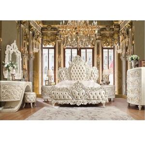 Ensemble de meubles de chambre roi et Queen, artisanaux, de luxe, blanc, sculpté, Vintage, luxueux - Product Image 1