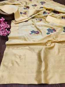 Ropa de fiesta de diseño tradicional indio, Saree de seda bordado con blusa de algodón, Red de gasa, kalamkari, Jacquard de seda con estampado de imitación - Product Image 2