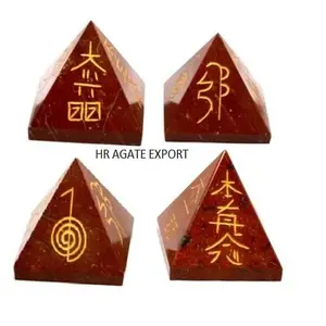 Agate đá tự nhiên màu đỏ jasper khắc kim tự tháp bán buôn chất lượng tốt nhất Reiki kim tự tháp pha lê jasper